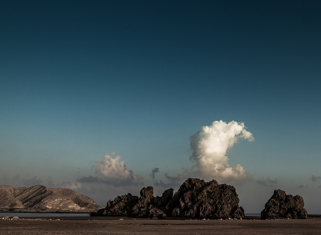 15842713043_75976e3cf1_z