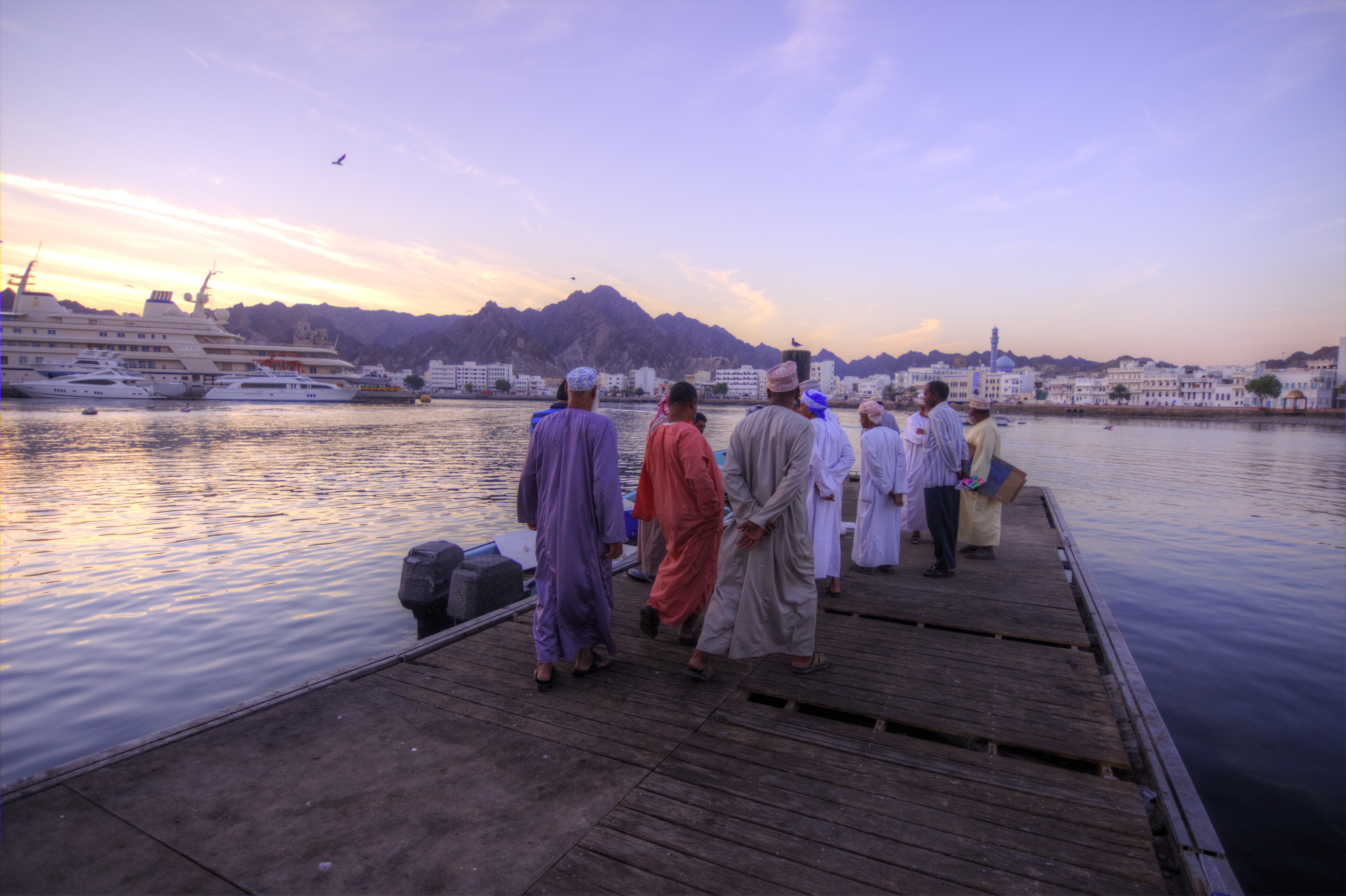 Mutrah Fish Market by <a href='https://theshadesphotography.wordpress.com/'>Imran Zahid-The Shades Photography</a>