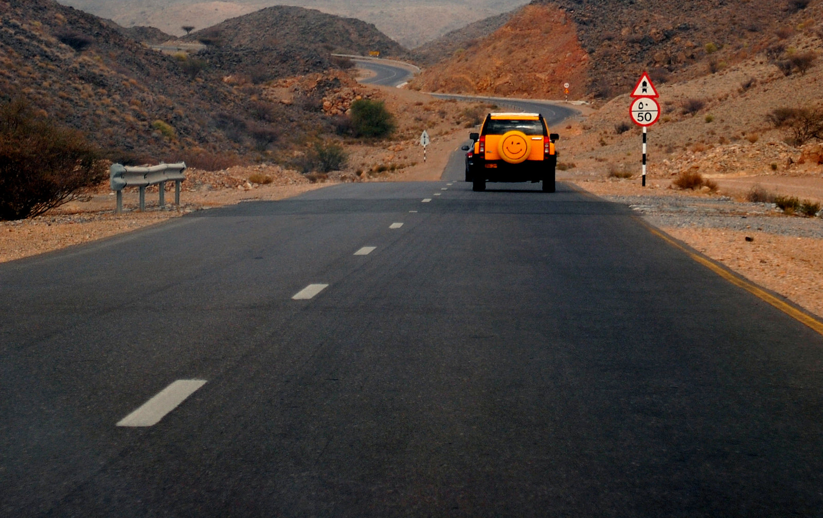 Quryaat Road by <a href='https://theshadesphotography.wordpress.com/'>Imran Zahid-The Shades Photography</a>